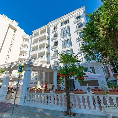 Esal Hotel Durrës Exterior foto